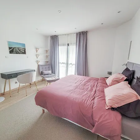 Maison 12 Personnes, Vendee Et Puy Du Fou Villa Treize-Septiers