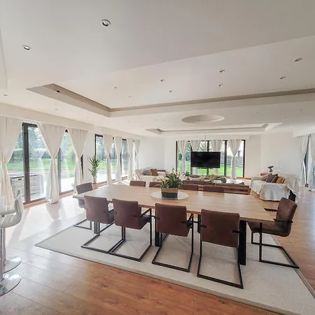 Maison 12 Personnes, Vendee Et Puy Du Fou Villa