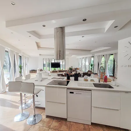 Villa Maison 12 Personnes, Vendee Et Puy Du Fou Treize-Septiers