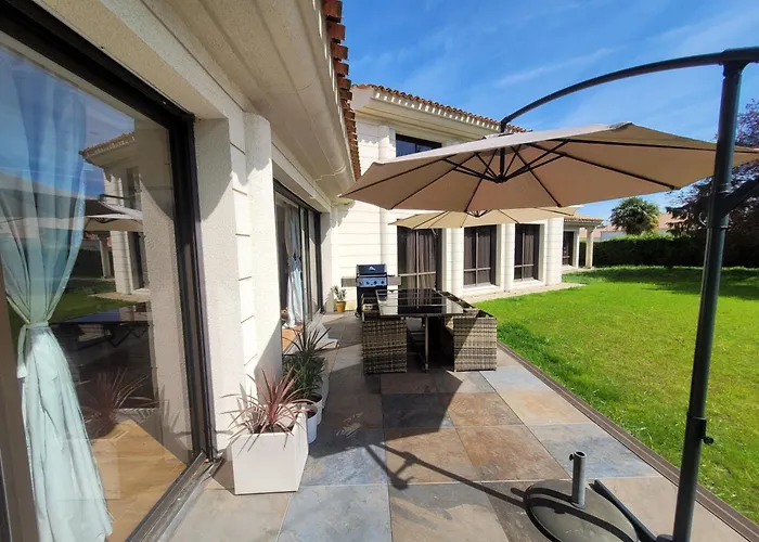 Maison 12 Personnes, Vendée Et Puy Du Fou *